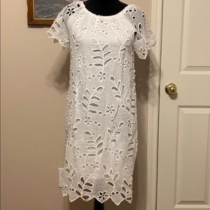 NWOT Beautiful White Dress